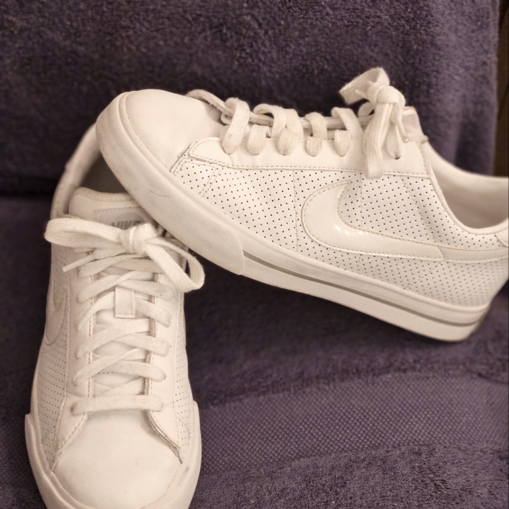 Women sneakers